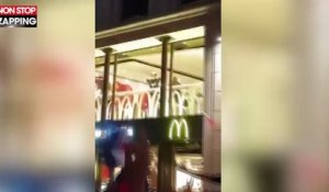 Les Bleus en finale : Un petit garçon dans un McDonald's lance un énorme clapping ! (vidéo)