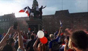 Mondial 2018 : la foule fête la victoire des Bleus place Kléber à Strasbourg