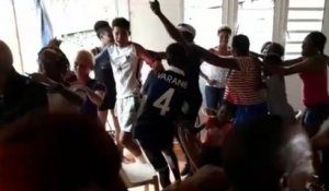 La joie des proches de Raphaël Varane après la victoire des Bleus en Coupe du monde - Foot - CM 2018