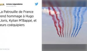 Coupe du monde : l'hommage de la Patrouille de France aux Bleus.