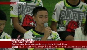 Thaïlande: les jeunes rescapés de la grotte racontent le "miracle" de leur  sauvetage