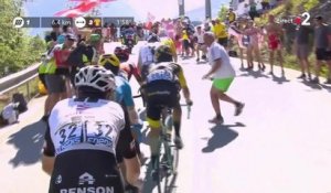 Tour de France : Froome se fait frapper par un spectateur dans la montée de l'Alpe d'Huez