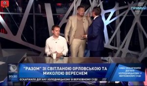 Des députés ukrainiens se battent en direct à la télévision