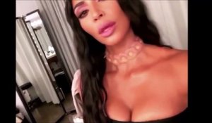 Kim Kardashian se fait implanter un collier lumineux sous la peau
