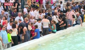 Rome : la Fontaine de Trévi bientôt en accès restreint ?