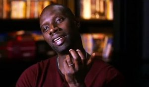 Regardez Les Images Des Violences Hier Soir Sur Les Champs Elysees Ou Des Centaines De Personnes Manifestaient Contre L