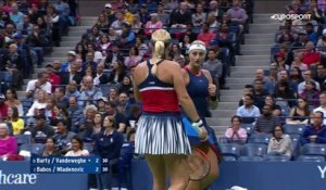 Mladenovic et Babos ratent le titre, malgré trois balles de match