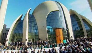 Recep Tayyip Erdogan inaugure une mosquée à Cologne