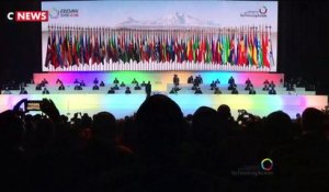 A Erevan, Emmanuel Macron appelle à «réinventer» la francophonie
