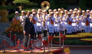 Viêtnam : cérémonie d'accueil du Premier ministre, Édouard Philippe