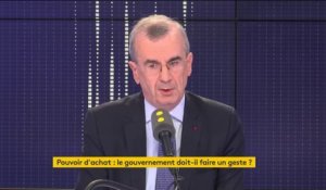 "On voit une amorce de baisse des prix à la pompe (...) depuis la mi-octobre", annonce le gouverneur de la Banque de France