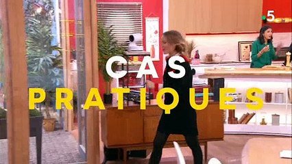 Un Chroniqueur De La Quotidienne Fait Une Chute En Plein Direct Sur Le Plateau De L Emission De France 5 Regardez