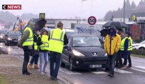 «Gilets jaunes» : une personne tuée et 47 blessés