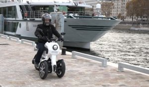 On a testé l’iTank 45, un scooter électrique à 3 roues très original