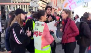 Marseille : les lycéens manifestent devant l'inspection académique