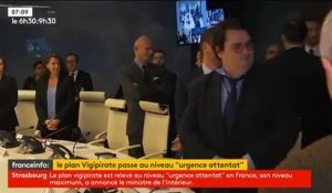 Regardez l'arrivée d'Emmanuel Macron en cellule de crise hier soir - Vidéo