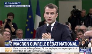 Emmanuel Macron: "Nous pouvons faire du moment que traverse la France une chance"