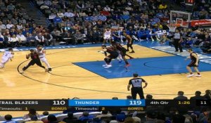 Dunk of the Night : Russell Westbrook