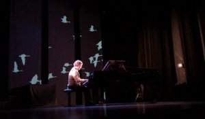 Le pianiste Pascal Amoyel sur la scène de l’Archipel