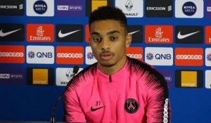 PSG - Dagba : ''Je ne pensais pas jouer à Manchester''