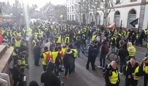 Les manifestants place Broglie