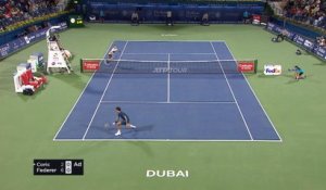 Dubaï - Federer surclasse Coric et file en finale