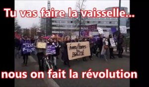 Les slogans lors da la manifestation pour les droits des femmes