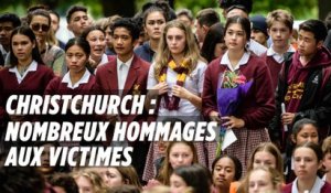 Christchurch : les hommages aux victimes se multiplient