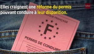 Mobilisation des auto-écoles à Paris contre la réforme du permis