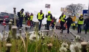 Honfleur Gilets Jaunes Au Pont De Normandie Sur Orange Vidéos