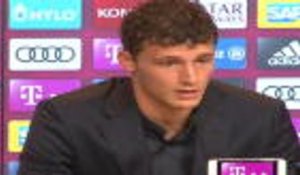 Bayern - Pavard : "Avoir une chanson ici aussi en allemand !"