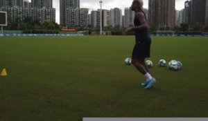 PSG - Neymar retrouve des sensations à l'entraînement