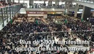 Tous les vols annulés à Hong Kong