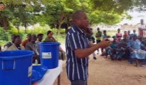 Access to drinking water: The NGO "Water 4 All" offered 150 water filtering kits to Ando-Bédo  villagers