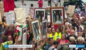 G7 : des écologistes manifestent contre Macron à Bayonne