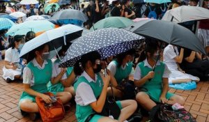Hong Kong : mobilisation des élèves et des infirmières