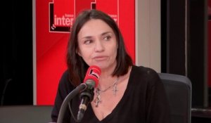 Béatrice Dalle sur le racisme : "Quand on est blanc, dans un pays de blancs, cathos, hétéros, on subit pas des choses comme ça"