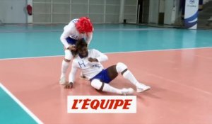 Jeanne et Serge défient les Bleus - Volley - WTF