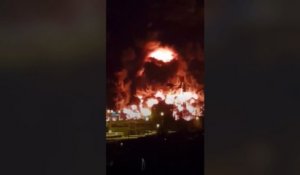 Rouen : les images de l'incendie de l’usine  chimique Lubrizol