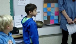 Happy, la Méditation à l'école  - Extrait du film - Les élèves guident la classe