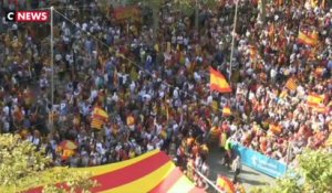 Catalogne : les anti-indépendantistes eux aussi dans les rues de Barcelone