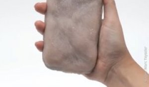 Un smartphone recouvert d'une peau artificielle pour améliorer les interactions tactiles
