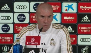 Real Madrid - Zidane "pas surpris" par le retour en forme de Varane