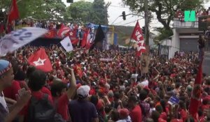 De retour et prêt à combattre, Lula ne séduit pas tous les Brésiliens