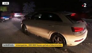 Neige sur la France : Un mort dans l'Isère, trafic ferroviaire en partie bloqué à Grenoble, 140.000 foyers privés d'électricité dans la Drôme, Isère et Ardèche