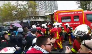 "Gilets jaunes": flambées de violence à Paris