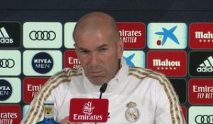 15e j. - Zidane : " Pas quelque chose de très grave pour Hazard"