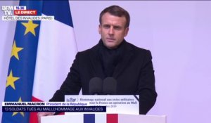 Emmanuel Macron salue "13 destins français, 13 visages, 13 vies données"