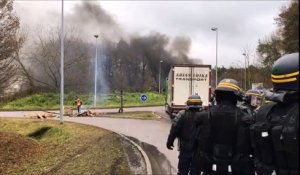 Saint-Avold : les forces de l'ordre interviennent pour libérer la plateforme chimique