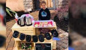 En vendant des chocolats chauds et des gâteaux, une petite fille de 5 ans parvient à payer les dettes de cantine de ses camarades